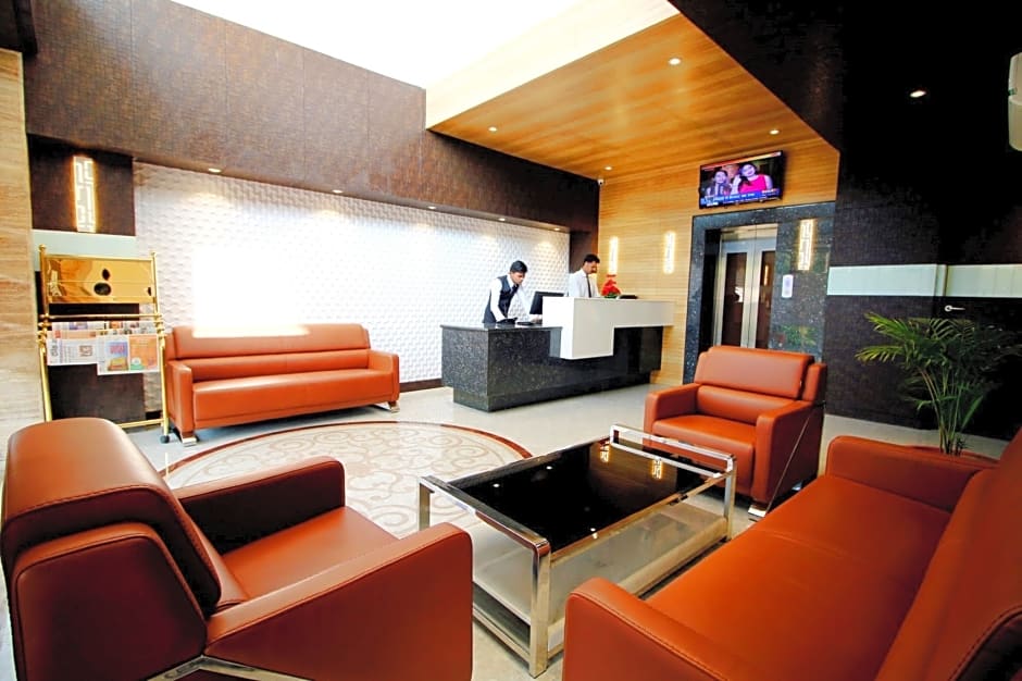 Pinnacle by Click Hotels, Lucknow