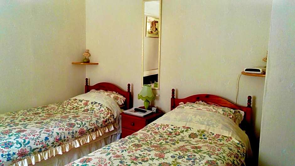 Ty Newydd Guest House