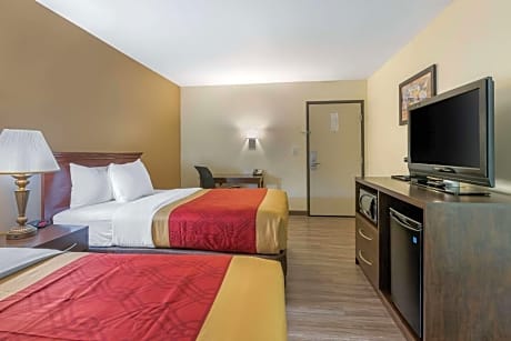 Double Room with Two Double Beds - Non-Smoking