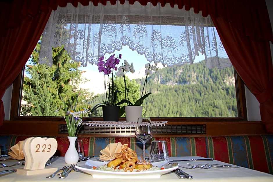 Hotel Alpenrose Dolomites