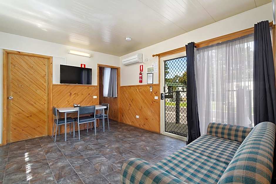 Traralgon Holiday Village