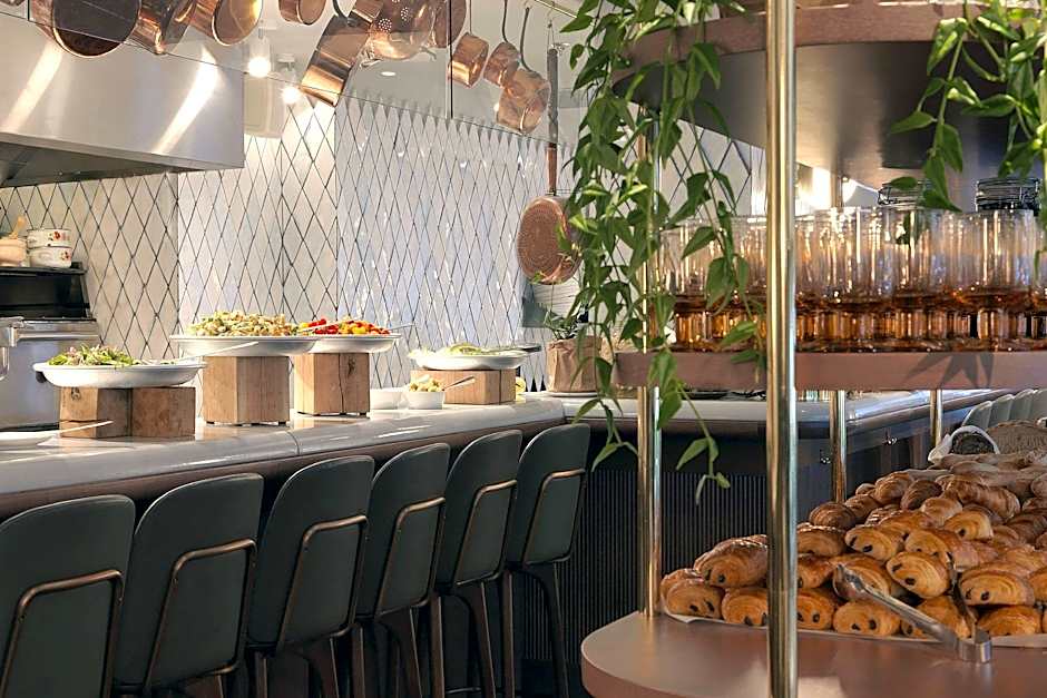 Renaissance by Marriott Paris Vendome Hotel