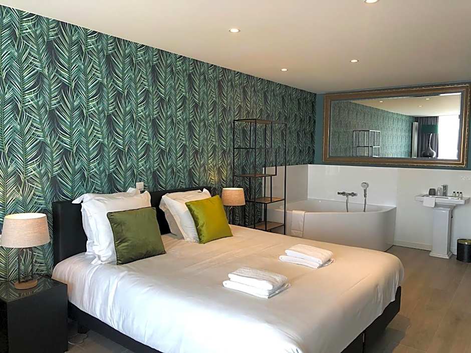 Hotel Acropolis " Op het sportiefste park van de kust "