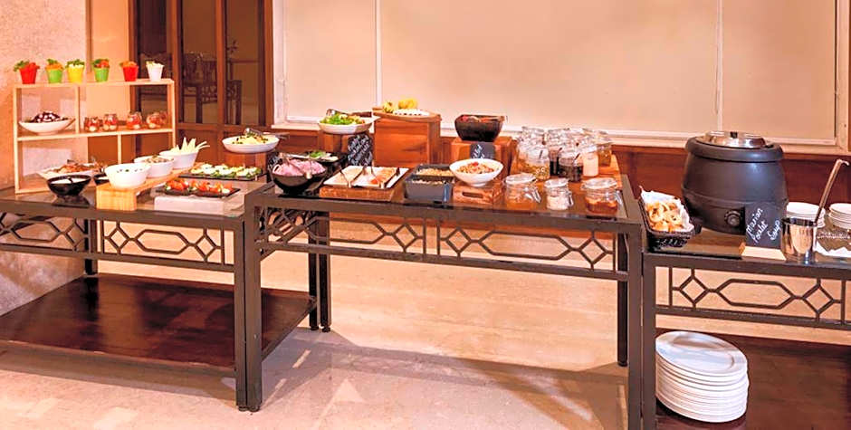 Lemon Tree Hotel Lucknow