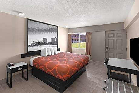 Super 8 by Wyndham Biloxi at the Beach