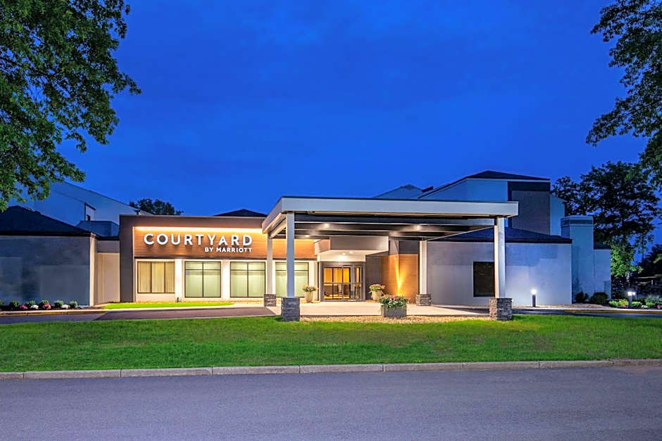 Courtyard by Marriott Boston Andover
