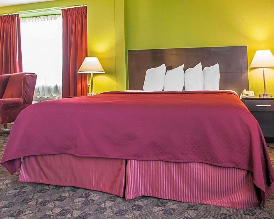 Quality Inn Airport