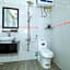 Ken's Backpackers Hotel
