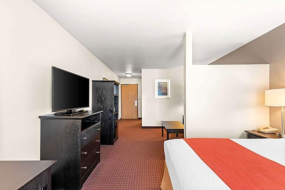 Best Western Legacy Inn & Suites Beloit/South Beloit