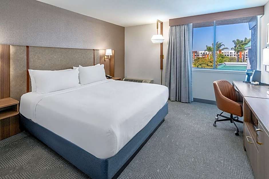 Holiday Inn Dublin - Pleasanton By IHG