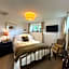 Coombe Lodge Farm House