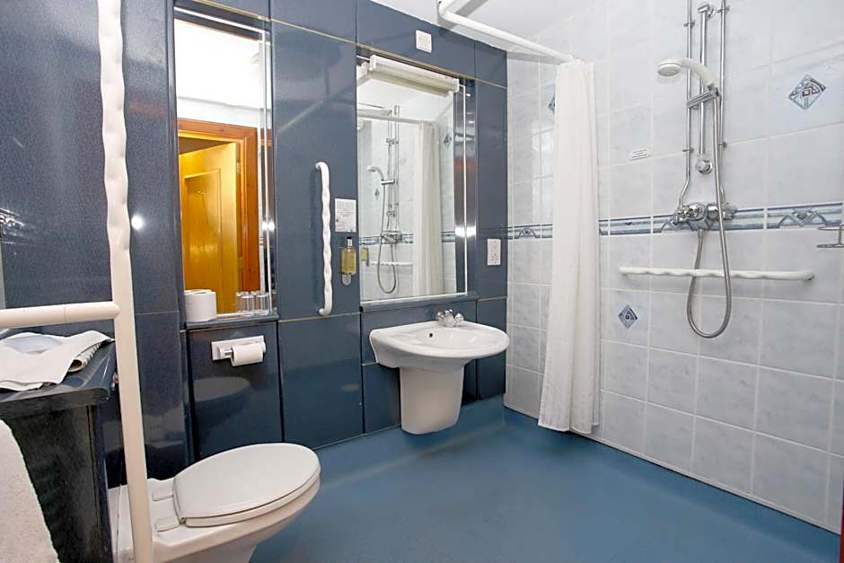 Best Western Woodlands Hotel