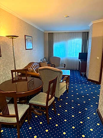 King Suite