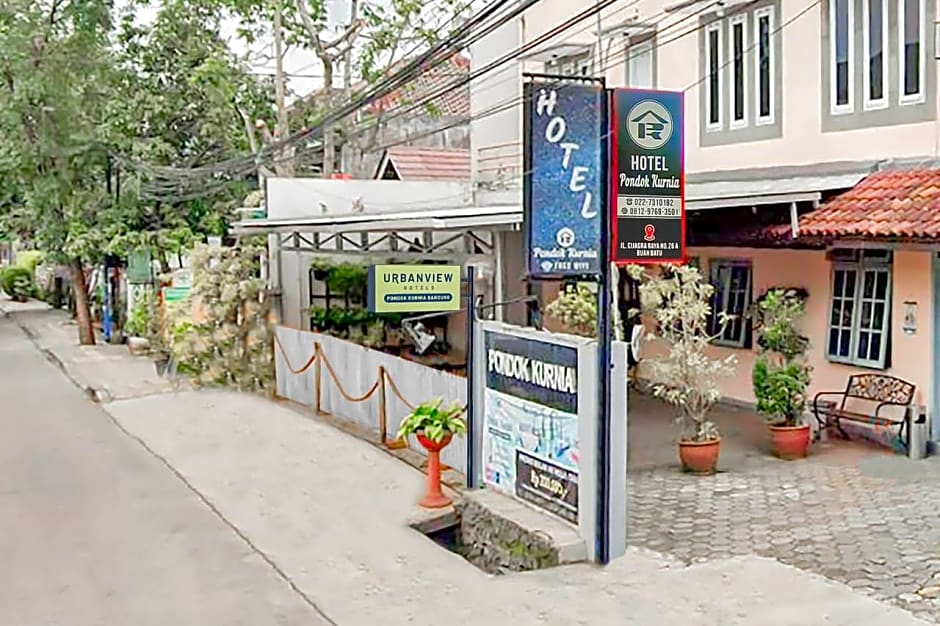 RedDoorz @ Hotel Pondok Kurnia near Buah Batu Bandung