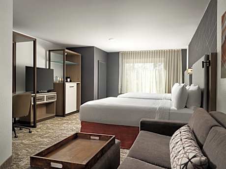 Queen Suite with Two Queen Beds and Sofa Bed
