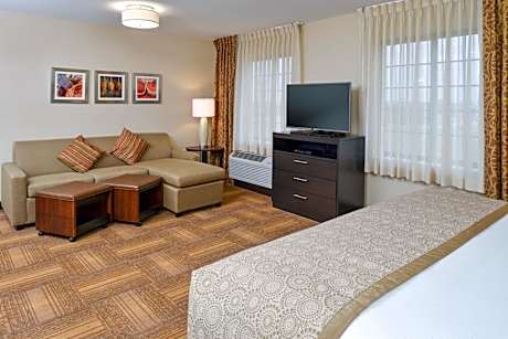 King Studio Suite - Hearing Accessible/Non-Smoking