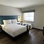 La Quinta Inn & Suites by Wyndham Auburn Worcester
