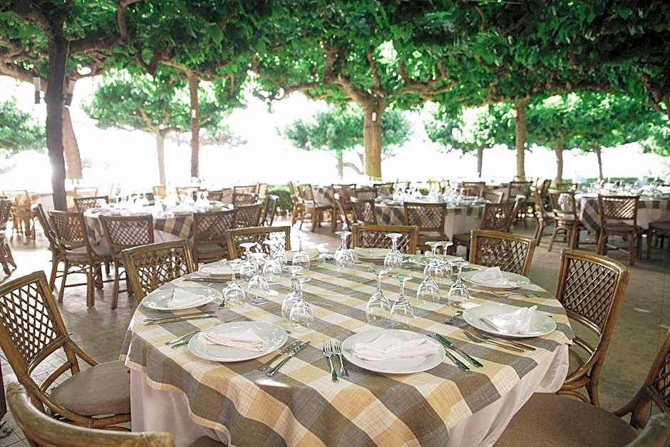 Tzaki hotel & restaurant Patras