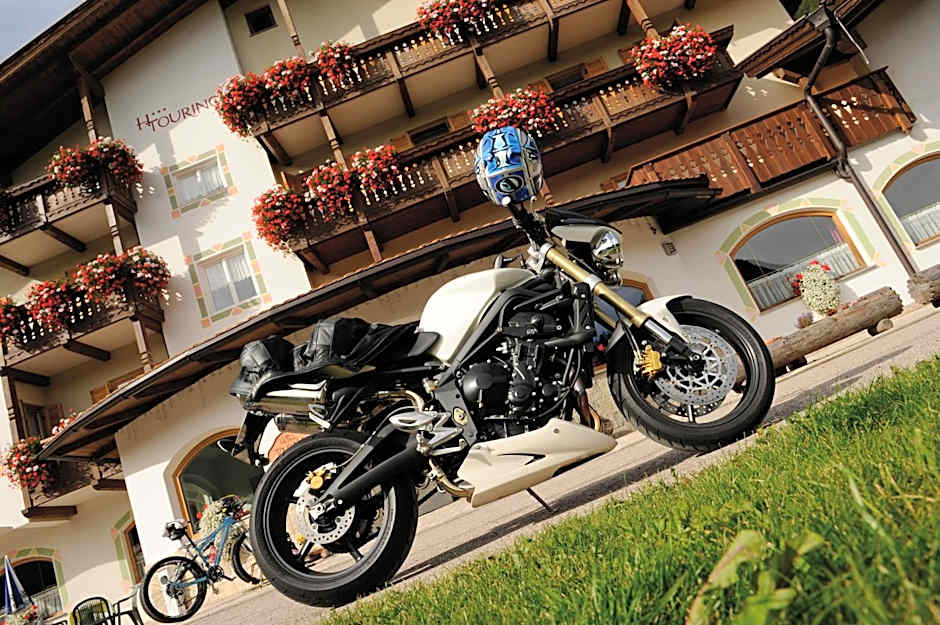 Alpine Touring Hotel-petfriendly