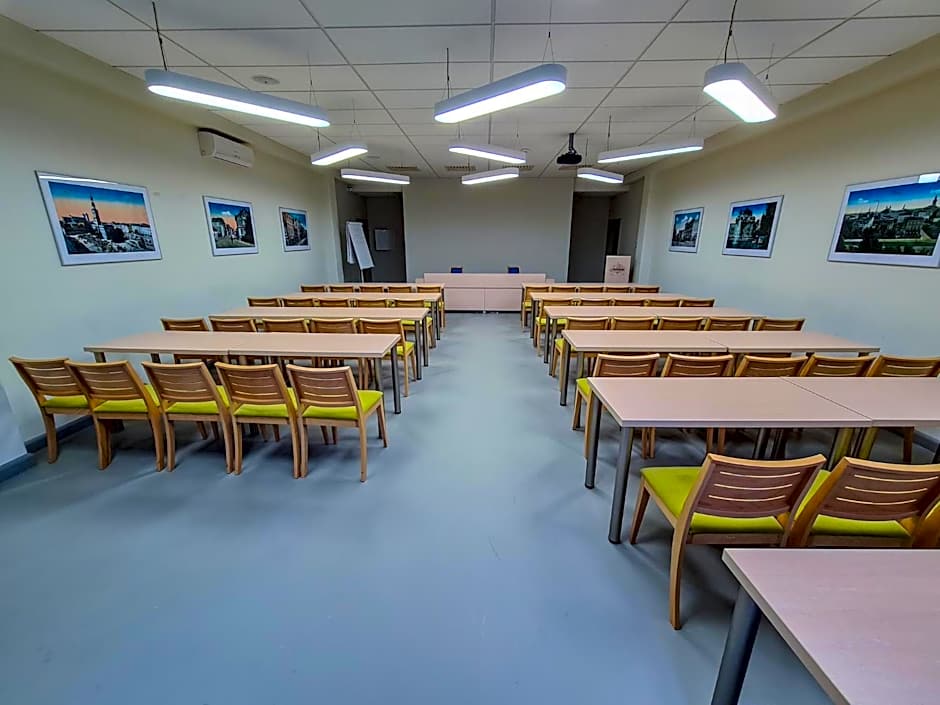 Antonińska Hotel & Apartamenty