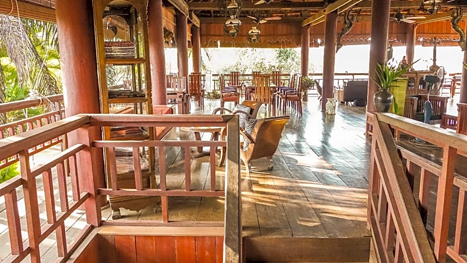 Terres Rouges Lodge