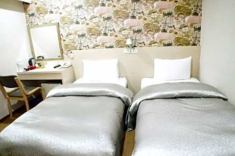 Exquisite Twin Room