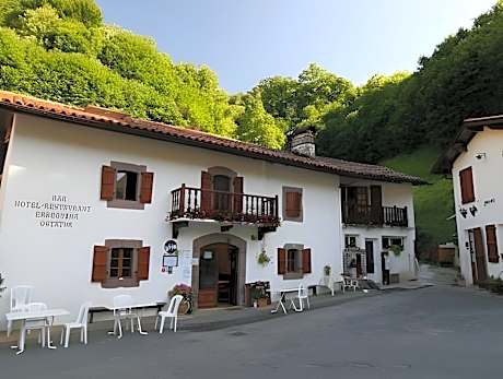 Logis Hotel Erreguina