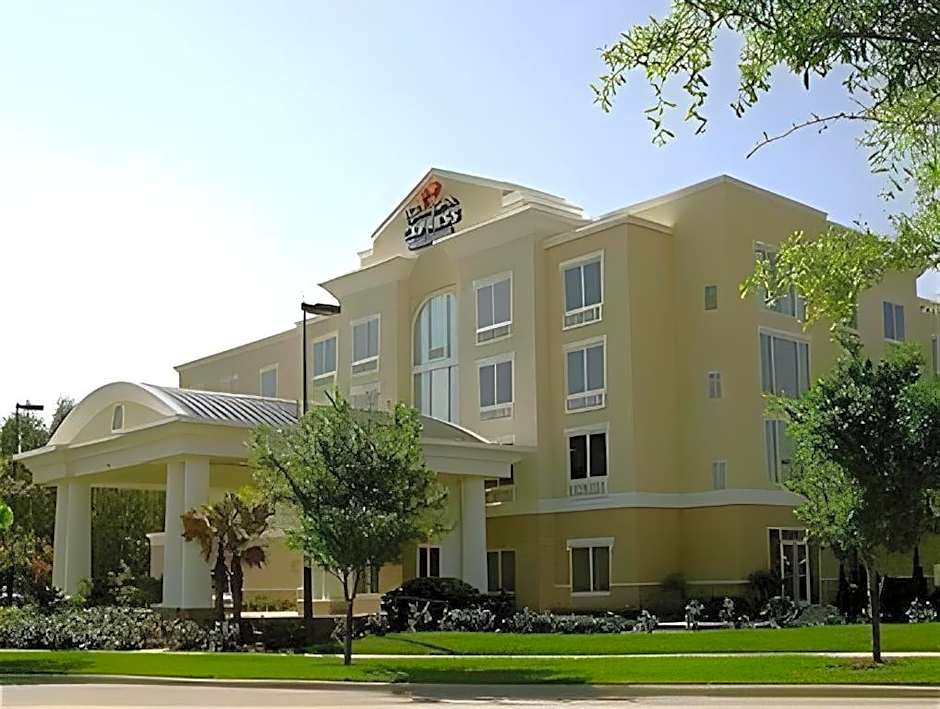 Holiday Inn Express Hotel & Suites Grand Island By IHG