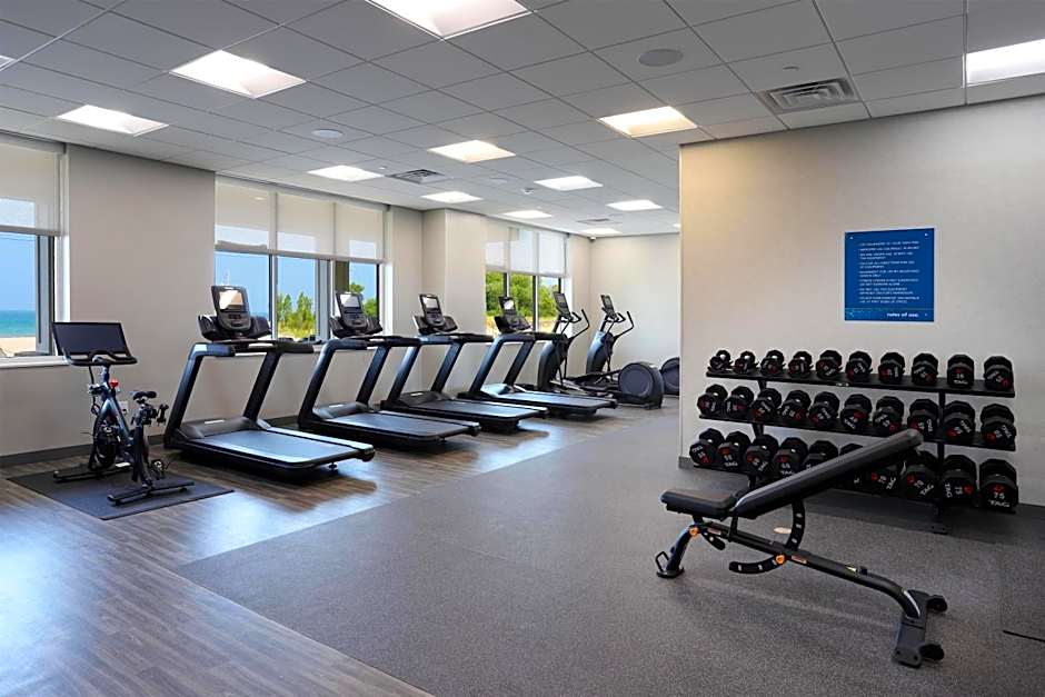 Hampton Inn & Suites Manistee Waterfront