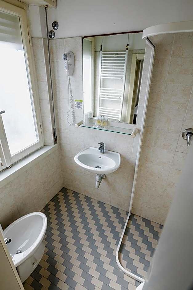 Hotel Ausonia B&B RiMiNi