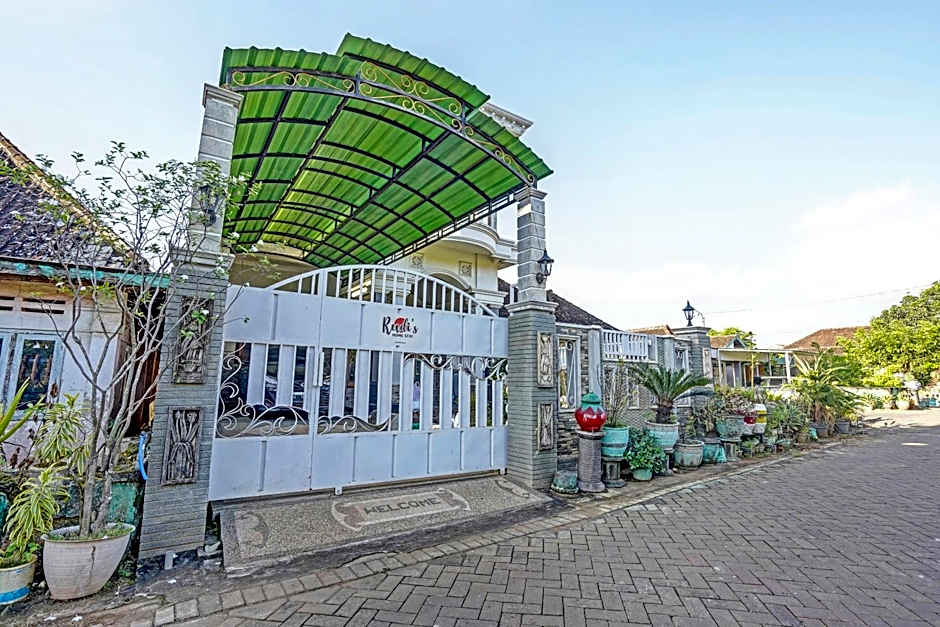 Hotel O Desa Wisata Alam Gosari (wagos)