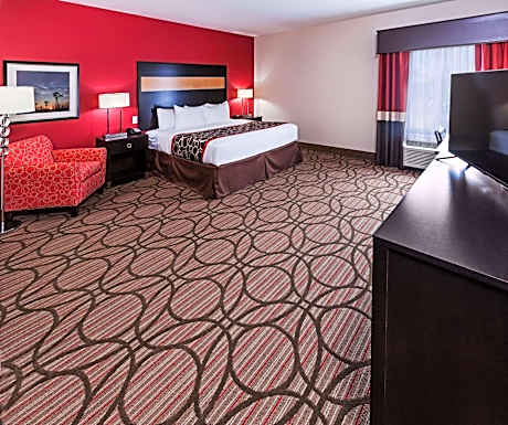 King Room with Bath Tub - Mobility/Hearing Accessible - Non-Smoking