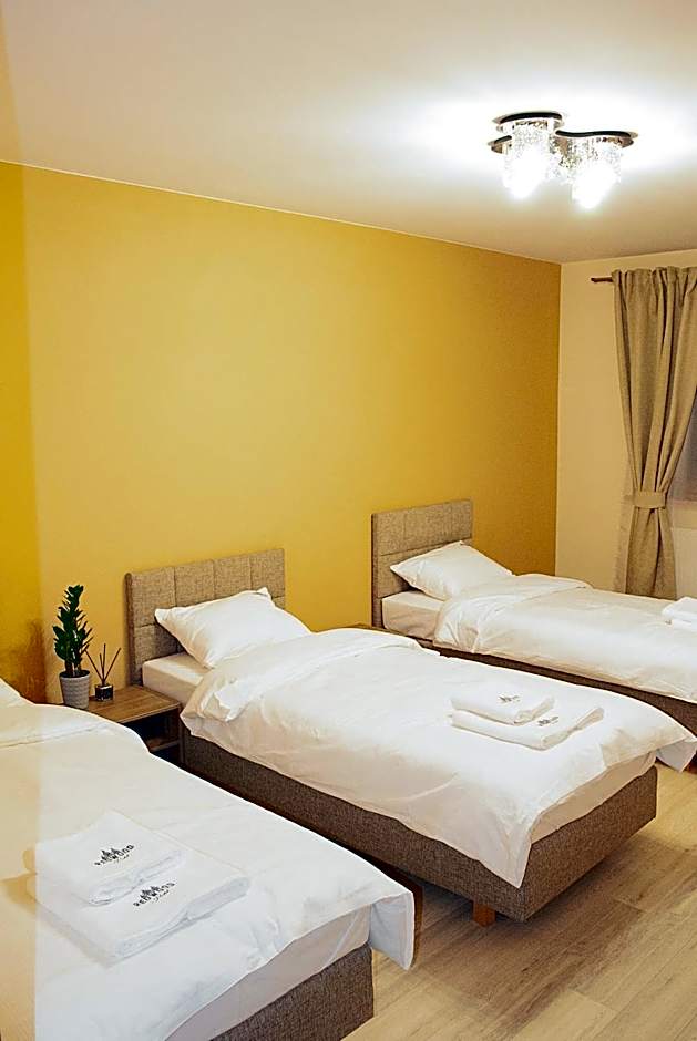 Redwood Hostel by EASY RENT Apartments