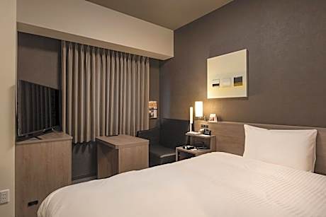 Single Room - Smoking - No Daily Cleaning