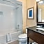 Comfort Inn Montreal Aeroport