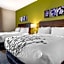 Redwood inn & Suites Crosby