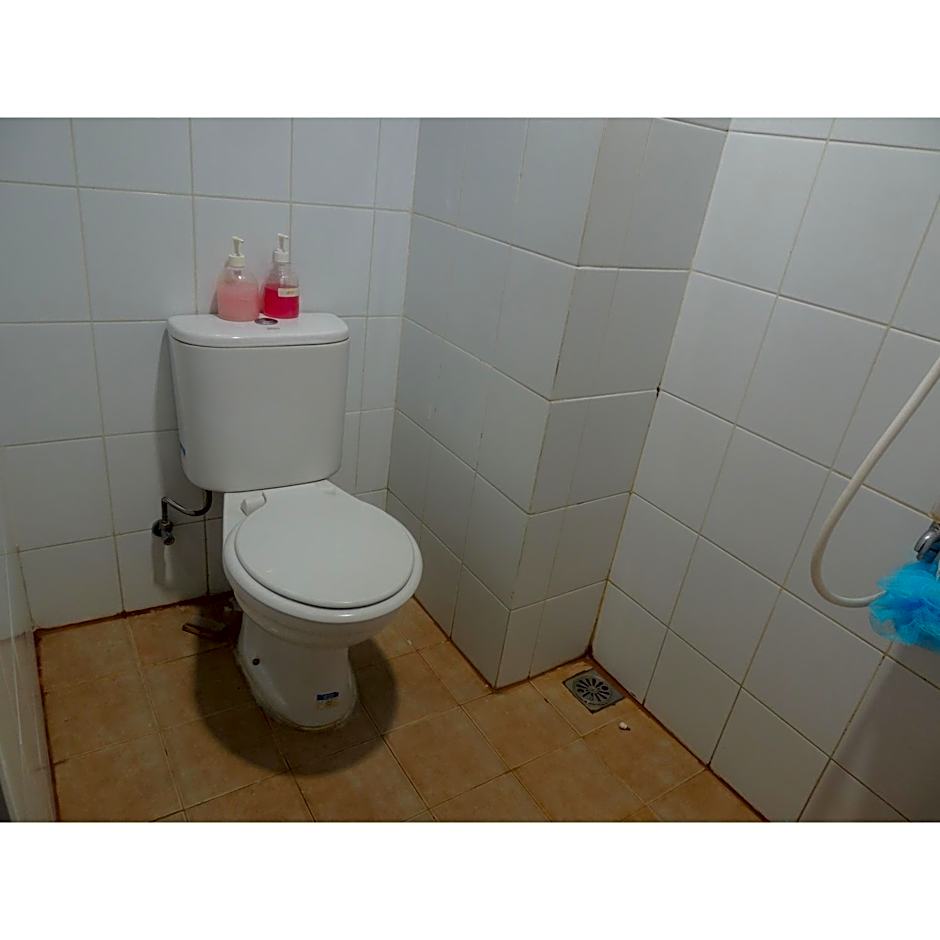 Reva Room on Gunung Putri Square Apartment
