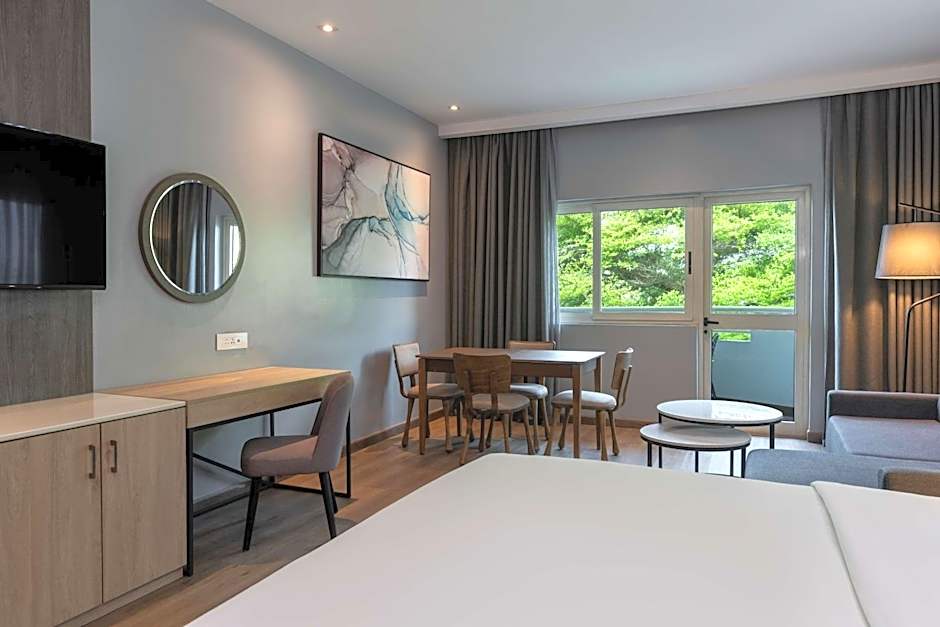 Park Inn by Radisson Serviced Apartments Lagos Victoria Island