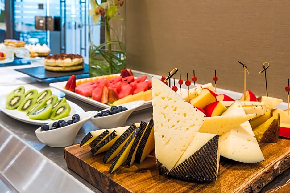 NH Collection Bogotá Royal Teleport