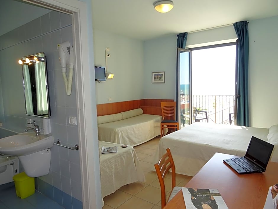 Hotel Sole E Mare