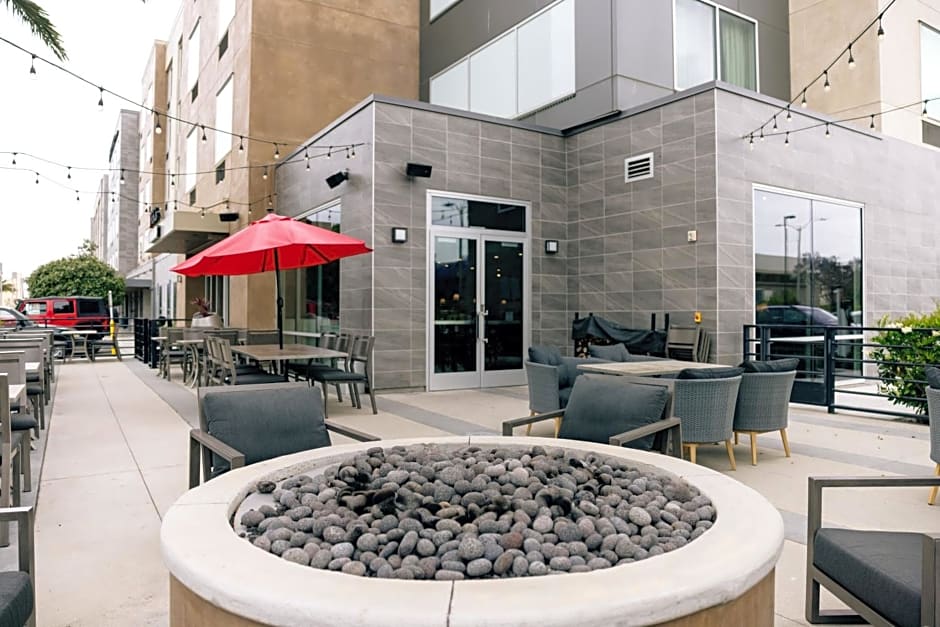 Courtyard by Marriott Los Angeles LAX/Hawthorne