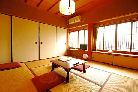 Small Room with Shared Bathroom
