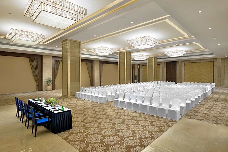 Taj Skyline Ahmedabad