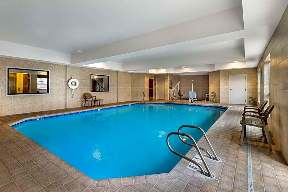 Comfort Suites Redmond Airport