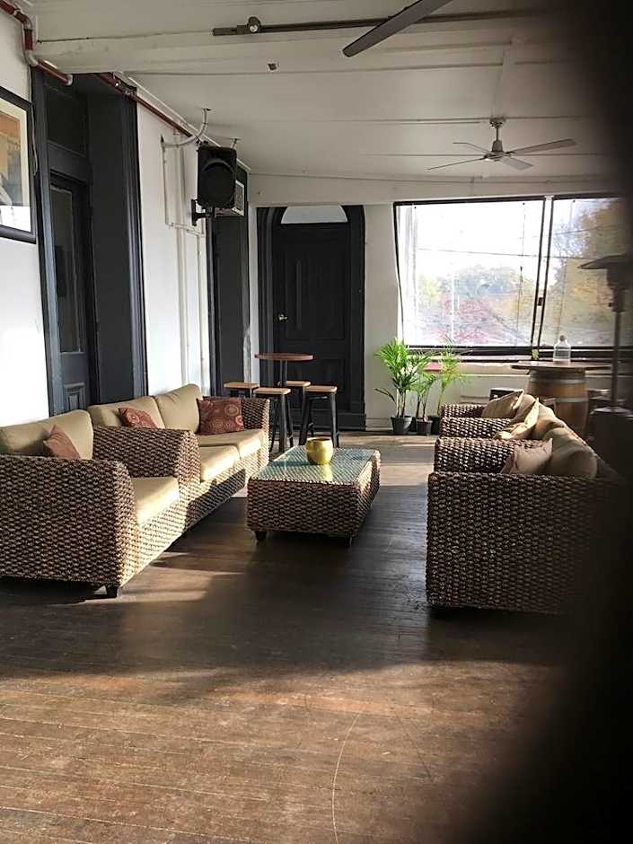 The Grand Hotel Healesville