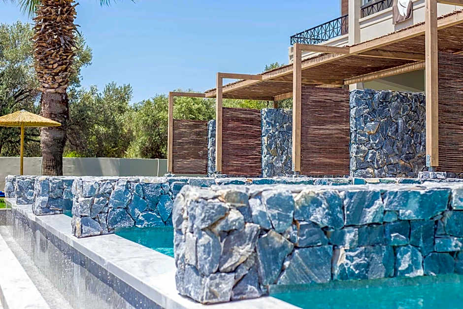 Dias Studios & Suites