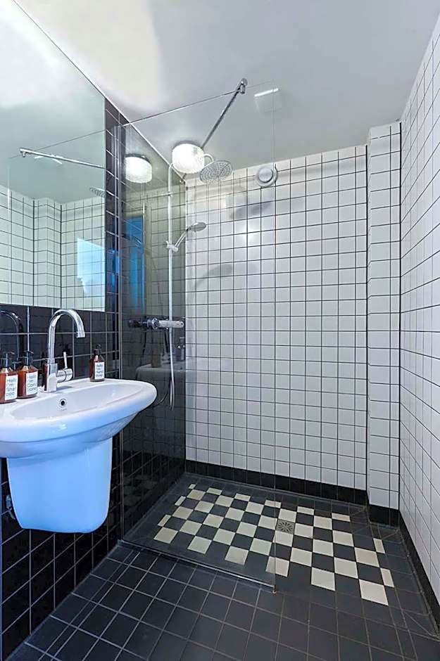 Hello I'm Local - Boutique Hostel