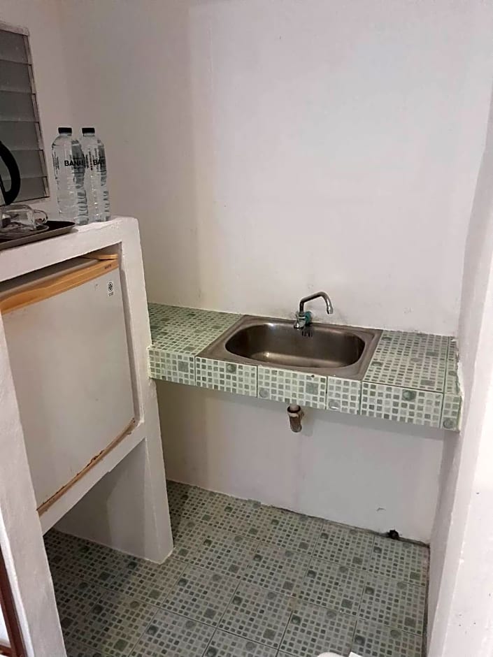 Khaolak Banana Bungalow