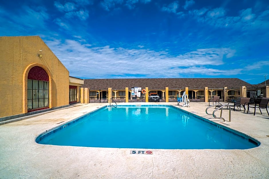 Aransas Bay Inn & Suites Corpus Christi by OYO