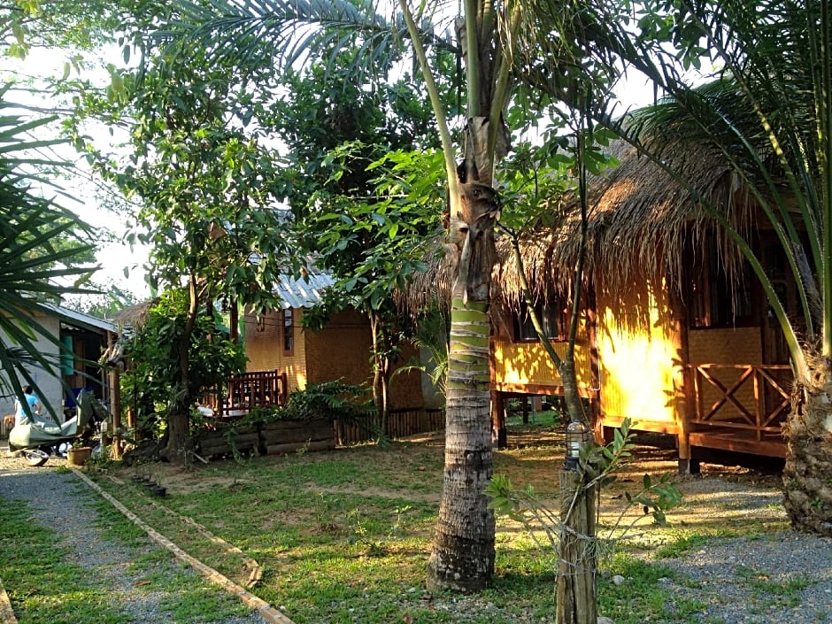 Chiang Dao Hut